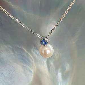 Tendre rêve Collier perle et saphir - JDL Paris