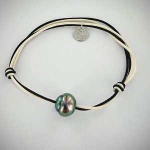 ON THE BOAT   Bracelet perle de Tahiti cerclée pour femme