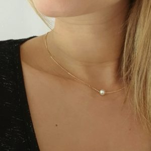 CLASSIC AKOYA  Collier perle sur chaîne fine en or