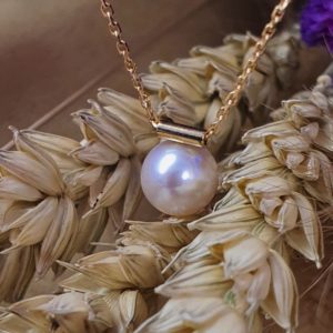 Collier perle d'Akoya original et moderne - JDL Paris